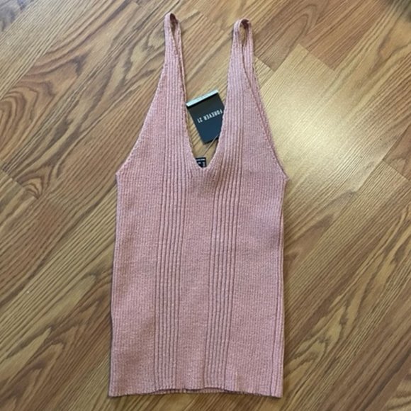 Forever 21 Tank Top Sweater Rose Gold Shimmer Size M Gold shiny V-Neck NWT Sz M - Picture 5 of 8
